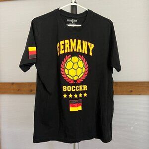 Germany‎ Soccer Black Yellow Red Sports Fan Novelty T-shirt by Striker Sz L
